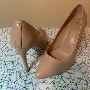 BCBGeneration Classic Pointed Pumps